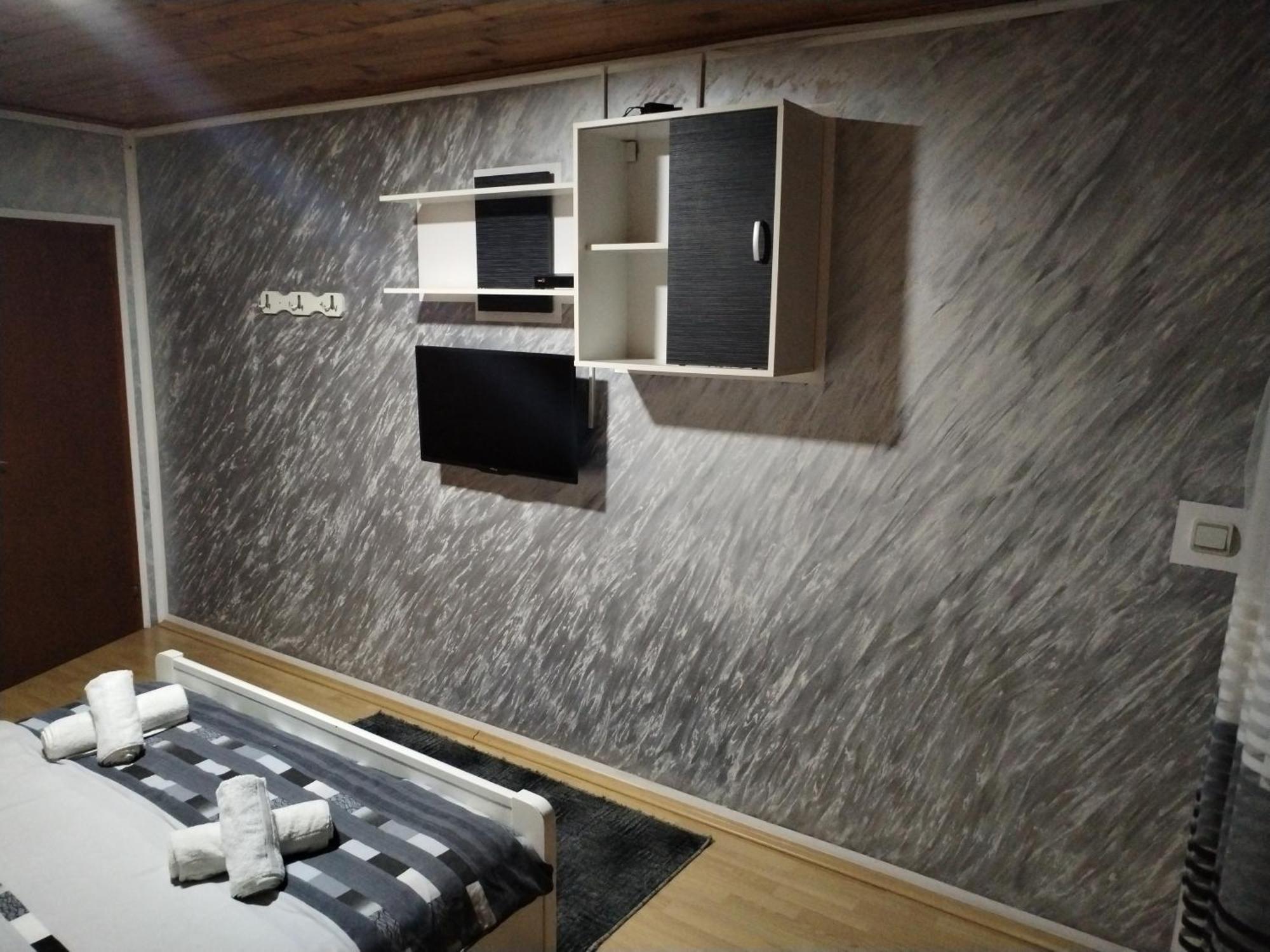 Apartamento Sobe Lara Donji Milanovac Exterior foto